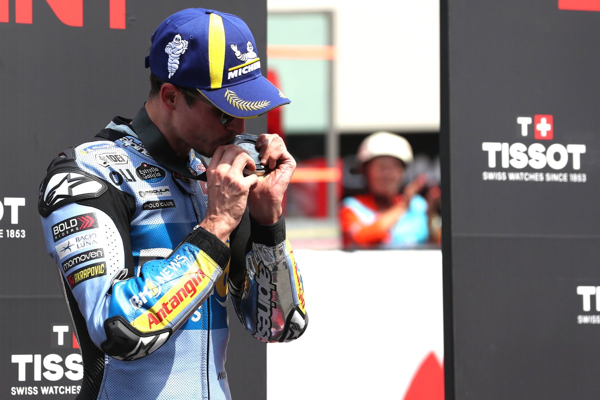 Álex Márquez pone a Mugello como 7º circuito en que cosecha doblete de podios

4º piloto que hace doblete en Mugello tras Pecco Bagnaia (2023, 2024), Jorge Martín (2023) y Marc Márquez (2025)

5º doblete en Mugello, que empata a Barcelona, Jerez, Aragón y Le Mans

#ItalianGP 🇮🇹