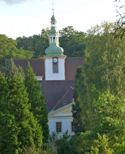KlosterStMarien's tweet photo. WIR laden SIE recht herzlich zu den gemeinsamen #Gottesdiensten und #Andachten in unsere #Klosterkirche ein.
Unsere aktuelle #Gottesdienstordnung, die #Gottesdienstzeiten und unsere #geistlichen Angebote finden Sie auf unserer Kloster-Homepage unter:
>>> https://t.co/lpwitALQRN https://t.co/jVdtUoMhrl