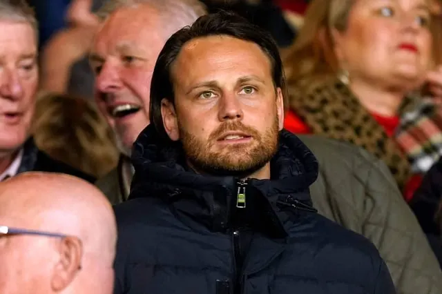 Attacking Football (@attackingfooty) on Twitter photo 🚨NEW:
Manchester United have cut their scouting department down to just 10 first-team scouts — a massive drop from the 100+ they once had. 🔍
Christopher Vivell is now overseeing recruitment operations at the club. 🔴
(<a href="/samuelluckhurst/">Samuel Luckhurst</a>) 🚨NEW:
Manchester United have cut their scouting department down to just 10 first-team scouts — a massive drop from the 100+ they once had. 🔍
Christopher Vivell is now overseeing recruitment operations at the club. 🔴
(<a href="/samuelluckhurst/">Samuel Luckhurst</a>)