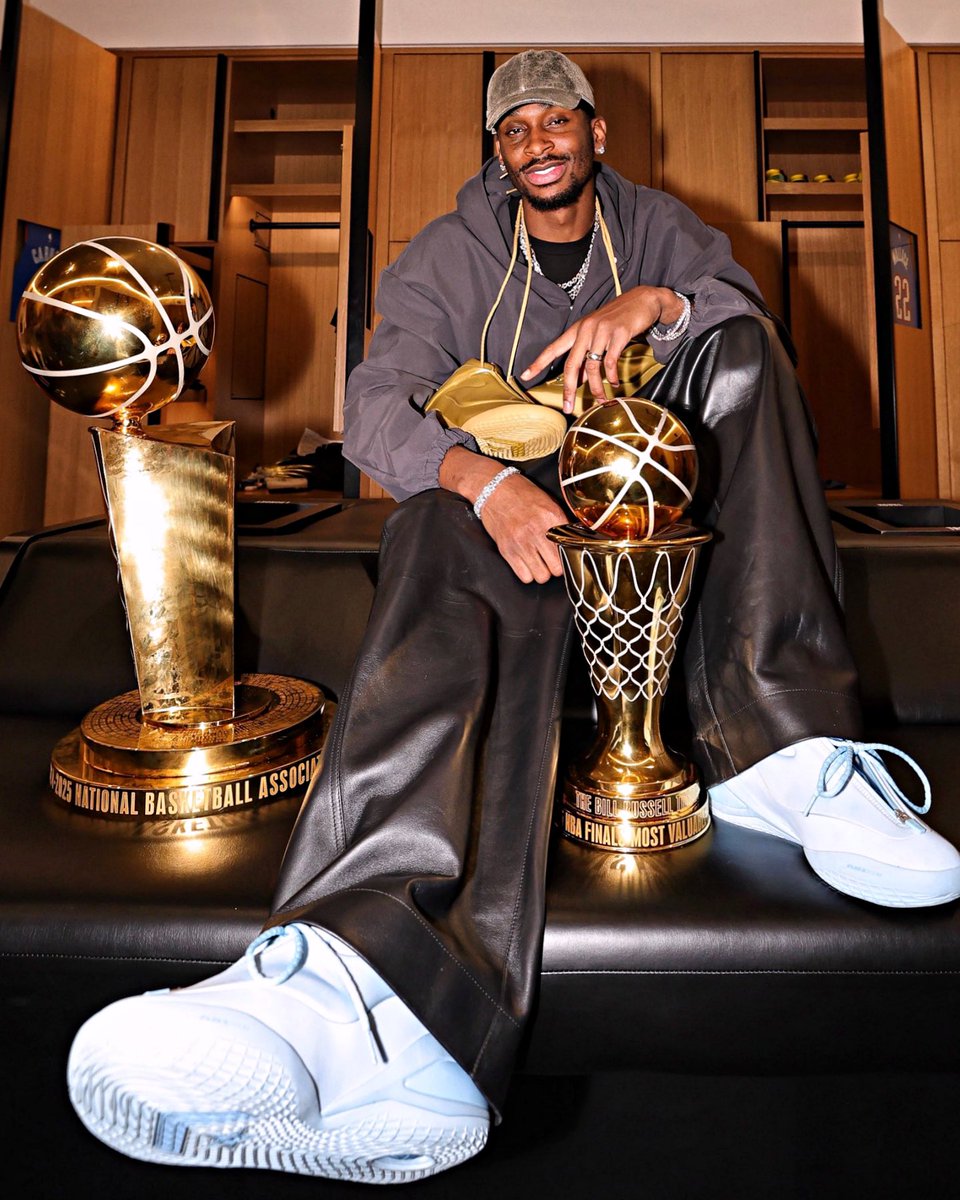 MVP.
Melhor marcador.
Campeão.
Finals MVP.