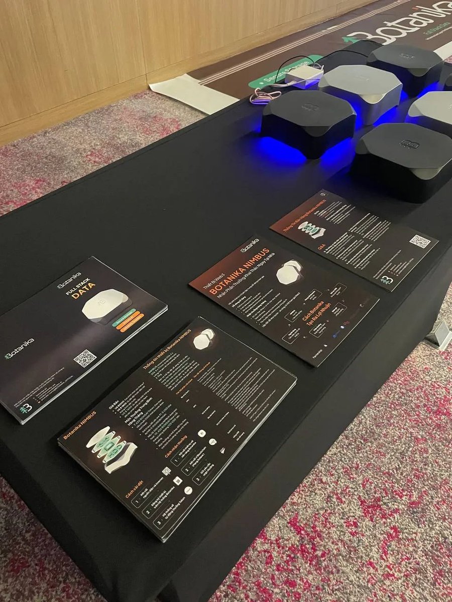 botanika_sol's tweet image. 🇻🇳 Vietnam, the wait is over! 🎉

We officially launched #NIMBUS with a fantastic event in Vietnam, celebrating with partners and our amazing community. 

Attendees got to experience Nimbus firsthand, and the energy was incredible! Big things are coming!

The #DePIN on $SOL, Be…