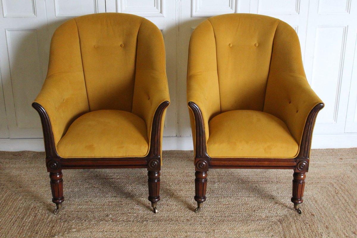 BrownriggUK's tweet image. Pair of William IV Rosewood library Armchairs

tinyurl.com/ytyx569s

#librarychair #antiquearmchair ##antiquerosewoodfurniture #antiquefurniture