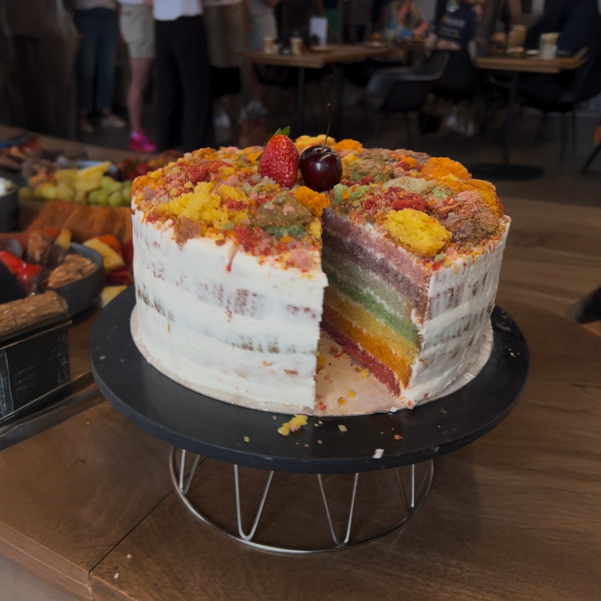 PureCyberLtd's tweet image. We had a brilliant time joining the @PrideCymru 2025 celebrations at One Central Square! 🌈
Thanks to @HodgeBank, @BlakeMorganLLP, @TramshedTech & Da Coffi (...that rainbow cake 👏).
Proud to support the LGBTQ+ community - always.
#Pride2025 #Inclusion #LGBTQ #Diversity