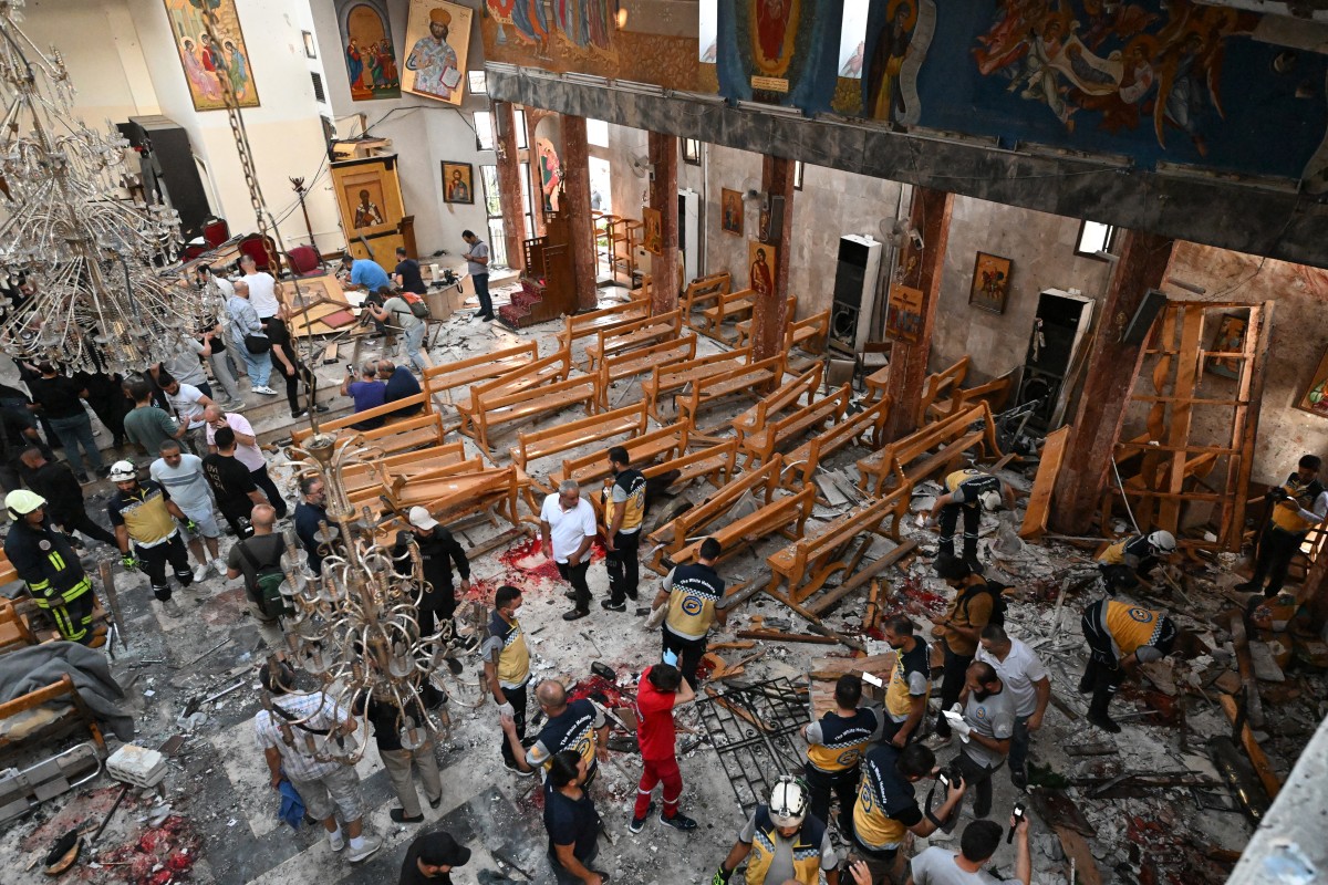 channelstv's tweet photo. A shooting and suicide bombing at a Damascus church during a packed service on Sunday killed at least 22 people, authorities said, blaming a member of the Islamic State group for the unprecedented attack.

https://t.co/mAOdglnGZa https://t.co/eWwAWoodUo