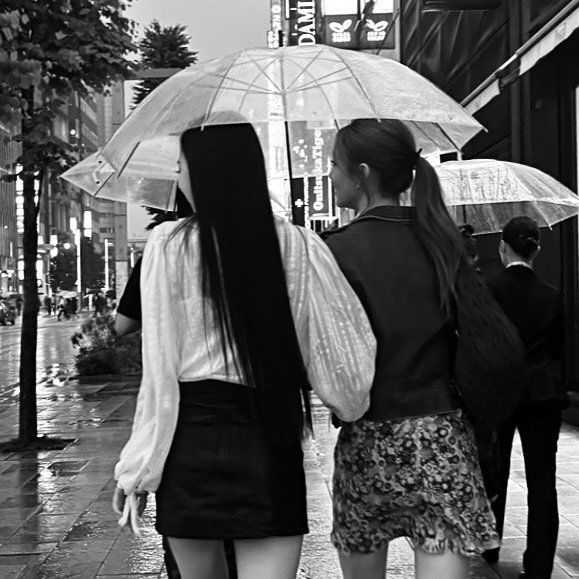 nayiqn's tweet photo. ups, plot twist! as soon as we arrived—boom, the clouds rolled in and it started to rain like the sky just couldn’t handle our combined fabulousness ☔ honestly, the weather was like: "y’all too iconic, i gotta cool things down!" but no worries, we still slayed tho. https://t.co/Stt3syB3kS