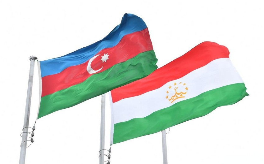 Ministry of Economy: Azerbaijan, Tajikistan preparing projects worth $700M

▶️ report.az/c/d6c0d73/

#Economy #Tajikistan #projects #news #Azerbaijan #ReportNewsAgency