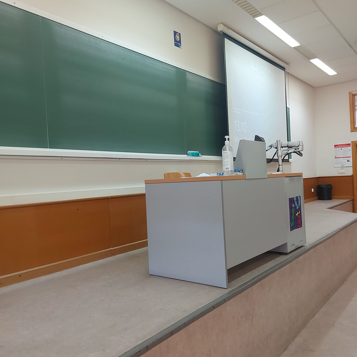 Carlos E. Weffe (@cweffe) on Twitter photo 🎓 Así celebramos un nuevo día del abogado venezolano: en la <a href="/UJIuniversitat/">Universitat Jaume I</a>, haciendo lo nuestro, dejando el nombre de Venezuela siempre en alto. 📚
Feliz día, colegas 🇻🇪 🎓 Así celebramos un nuevo día del abogado venezolano: en la <a href="/UJIuniversitat/">Universitat Jaume I</a>, haciendo lo nuestro, dejando el nombre de Venezuela siempre en alto. 📚
Feliz día, colegas 🇻🇪