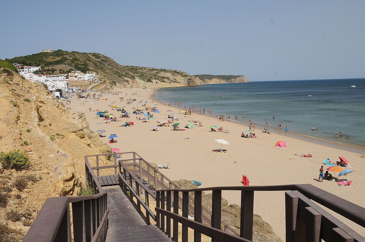 CCDR ALGARVE, I.P. (@ccdr_algarve) on Twitter photo 𝗥𝗼𝘁𝗮 𝗱𝗮𝘀 𝗖𝗶𝗻𝗰𝗼 𝗔𝗹𝗱𝗲𝗶𝗮𝘀 𝗶𝗻𝗮𝘂𝗴𝘂𝗿𝗮𝗱𝗮 𝗲𝗺 #Budens
Com a presença dos presidentes #CCDRALGARVE, Câmara de #ViladoBispo e Junta de Freguesia
+info: ccdr-alg.pt/site/info/rota…
#AlgarveFazBem #FundosEuropeus #PDR2020 <a href="/_joseapolinario/">José Apolinário</a> #Ambiente #Turismo 𝗥𝗼𝘁𝗮 𝗱𝗮𝘀 𝗖𝗶𝗻𝗰𝗼 𝗔𝗹𝗱𝗲𝗶𝗮𝘀 𝗶𝗻𝗮𝘂𝗴𝘂𝗿𝗮𝗱𝗮 𝗲𝗺 #Budens
Com a presença dos presidentes #CCDRALGARVE, Câmara de #ViladoBispo e Junta de Freguesia
+info: ccdr-alg.pt/site/info/rota…
#AlgarveFazBem #FundosEuropeus #PDR2020 <a href="/_joseapolinario/">José Apolinário</a> #Ambiente #Turismo