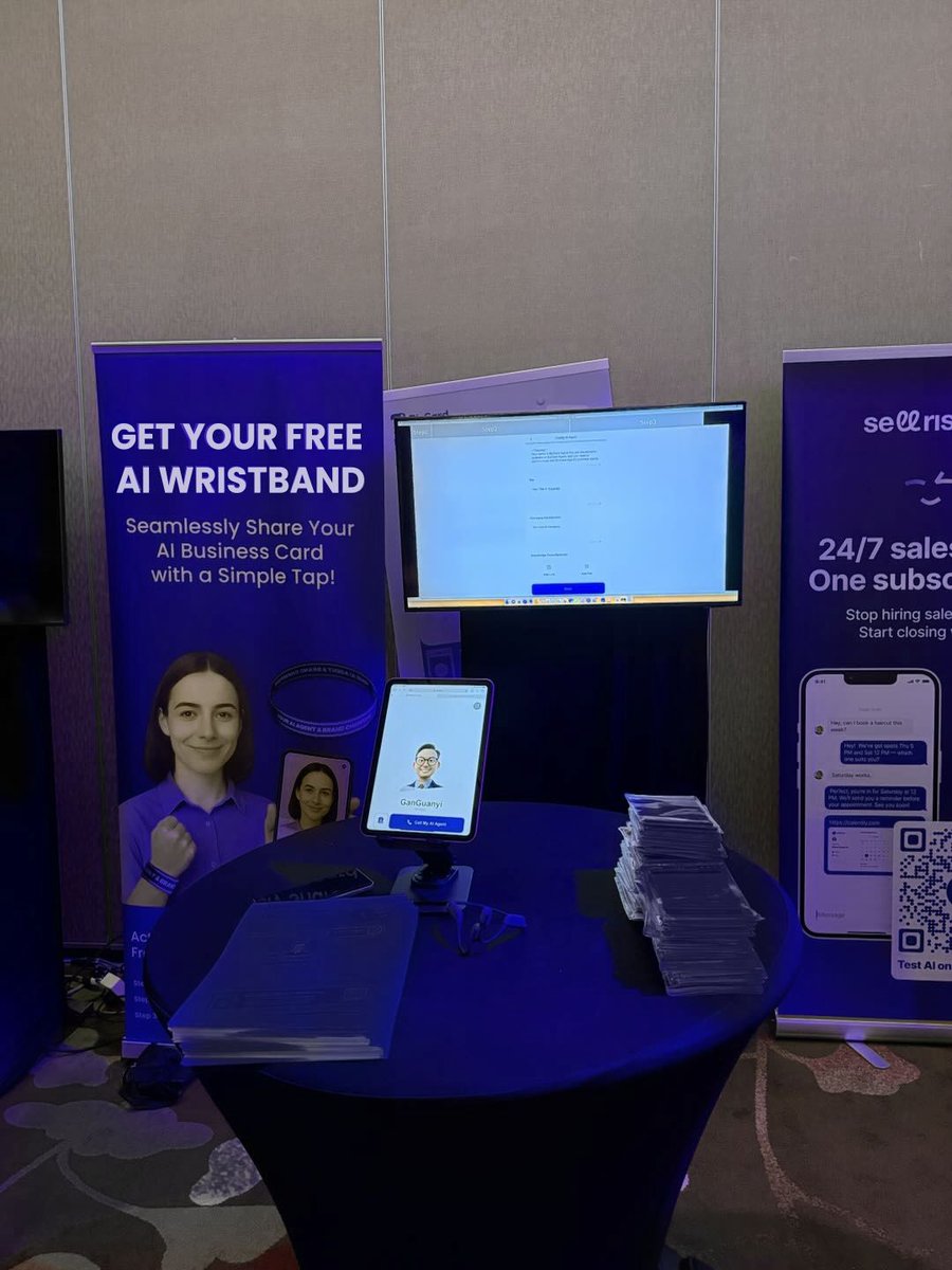 bizcardcool's tweet image. 📷 BizCard is at SuperAI: Where AI Meets the World
Kicking off today at Marina Bay Sands
Want to learn more about Bizcard? Click here:📷card.biz
Use promotion code: 1234 register to enjoy free VIP!
#Bizcard #SuperAI2025 #WhereAIMeetstheWorld #SingaporeAIWeek