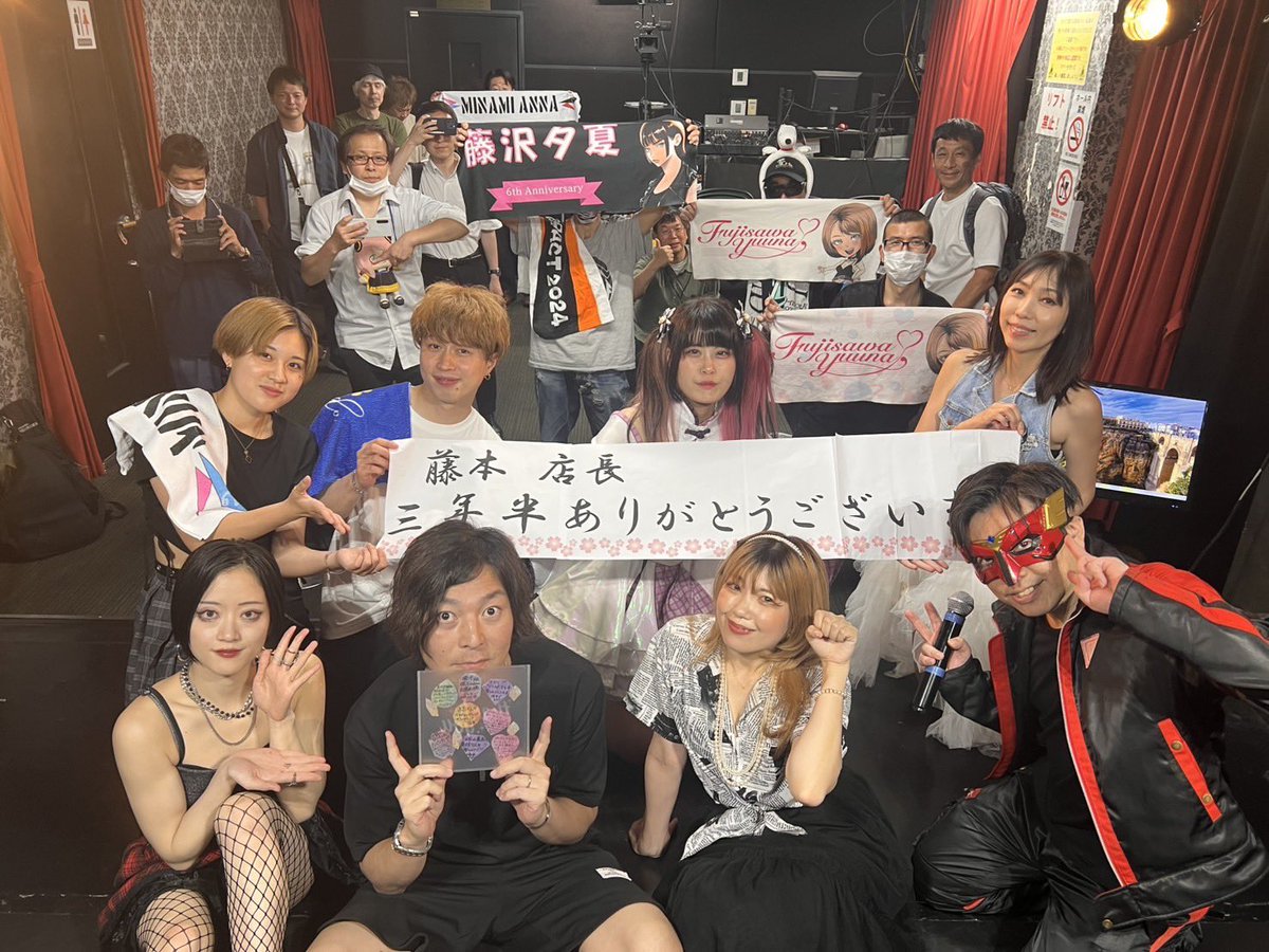 HorieGoldee's tweet photo. シンガー、ありがとう(´ω`)
＃武田将太
＃王子様育成委員会
＃alan
＃けーずや
＃たっきぃ
＃M &amp;A
＃MITSUNA
＃柚理しょうこ
＃神凪涙羽
＃有村彩杏
＃牧野舞
＃皆皆杏奈
＃華蘭
＃夜荒
＃魂レッド
＃藤沢夕夏
＃NorA https://t.co/IYqJLxrMqh