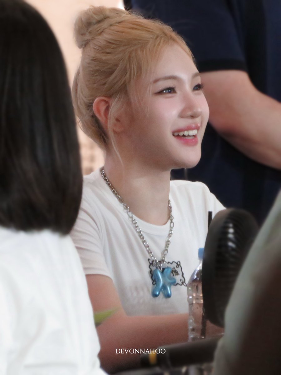 ·𖥦· tweet media