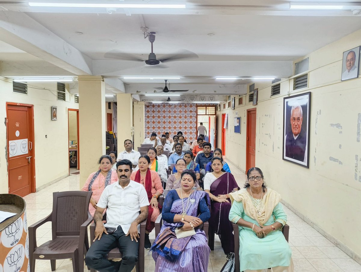 MF4AN's tweet photo. Tributes to Dr. Syama Prasad Mukherjee ji on his Smriti Diwas! :

BJP, A&amp;N Islands organized a solemn program at State Karyalay, Dr. Syama Prasad Mukherjee Bhawan, Middle Point, Sri Vijayapuram, ANI to pay respects to the visionary leader. https://t.co/Zs2xt7143q