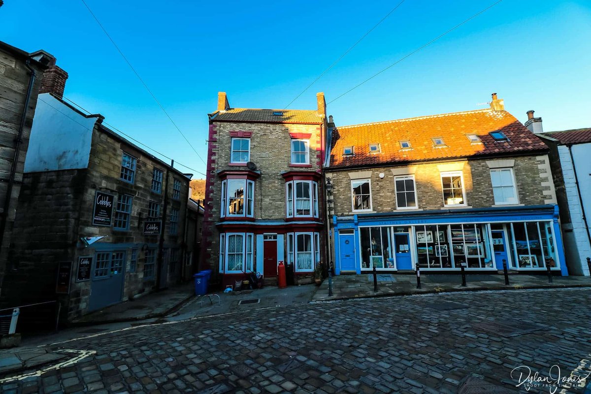 Shoot from the Trip tweet media