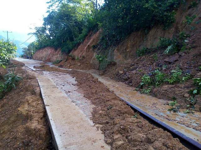 Los caminos artesanales, otro fracaso de López Obrador.
