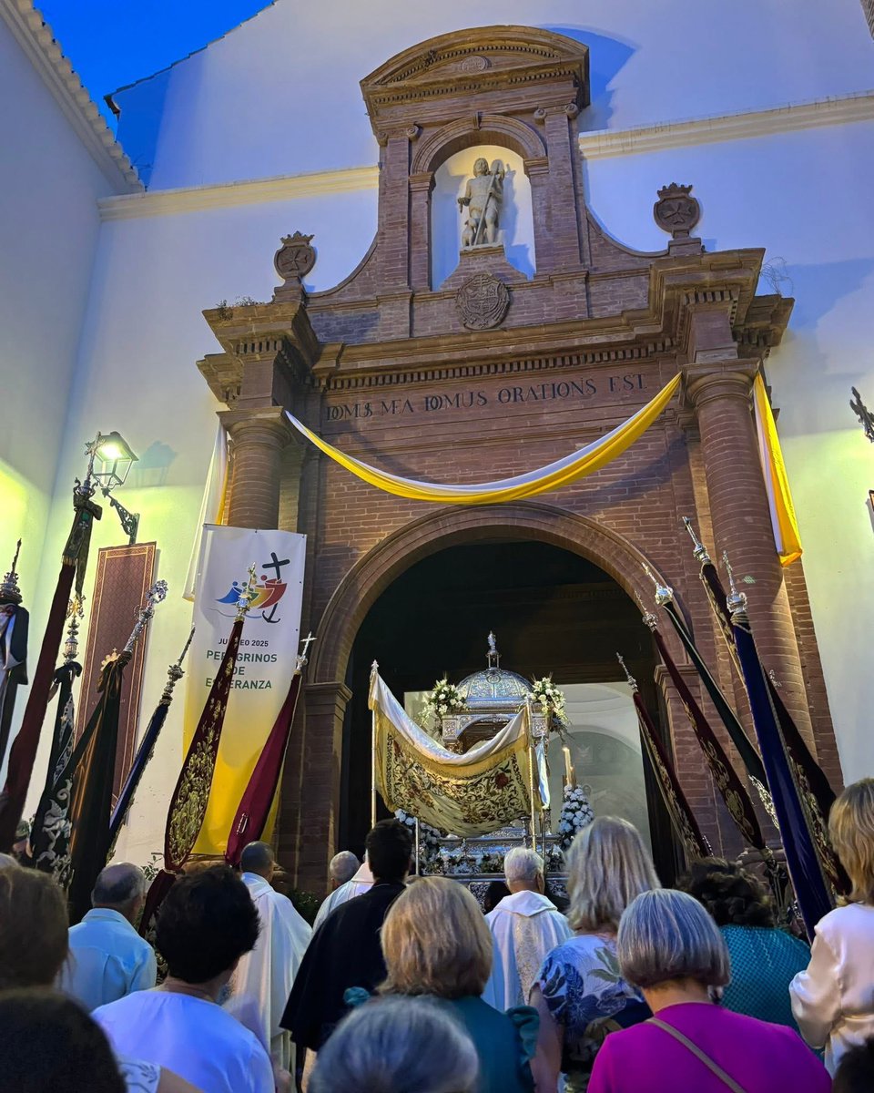 CORPORATIVO

El sábado, nuestra Cofradía participó en la procesión de Jesús Sacramentado por las calles de Vélez - Málaga en este Corpus Christi.

#EstudiantesVlz
#ColumnaYRosario
#CofradíasVM