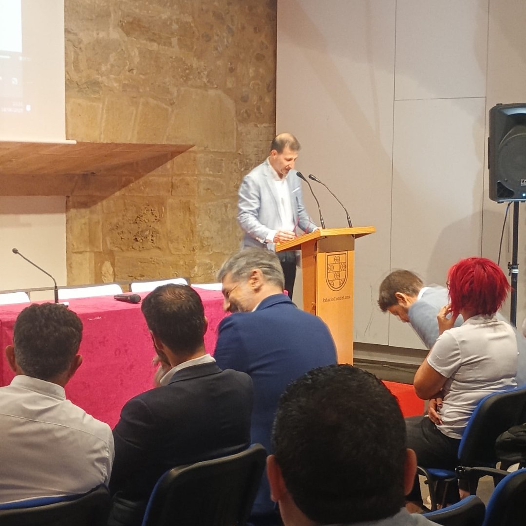 📍 El pasado miércoles se celebró en León la jornada “Empresa, Incentivos Fiscales y Deporte Español”, impulsada por la Fundación Deporte Joven junto al <a href="/cel_leon/">CEL León</a> y @deportesgob.

🗣️ La bienvenida la realizó <a href="/juliocealva/">Julio Cesar</a>, Presidente del <a href="/cel_leon/">CEL León</a>, y fue clausurada por