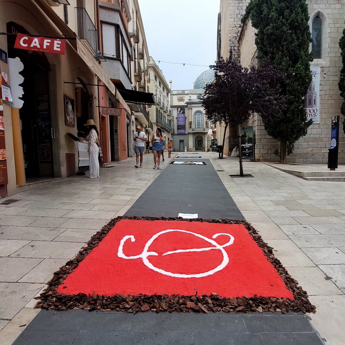 Festa de Corpus 2025
Dalícatessen vol donar les gràcies a tots els que hi han participat. Especialment als voluntaris anònims i els Amics de Sant Pere.
#Dalícatessen 
#Figueres
#amicsdesantperedefigueres
#corpus2025
