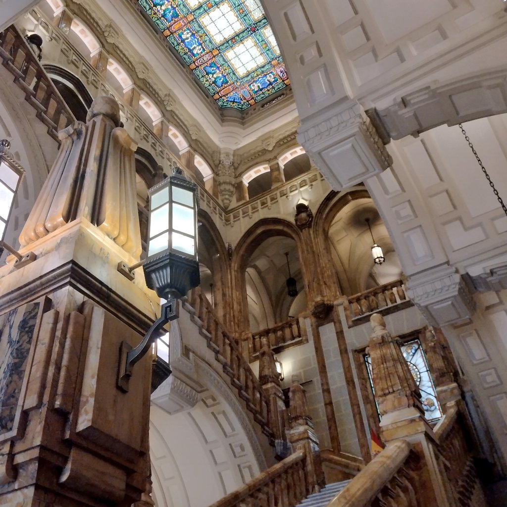 Quizá no conocéis las #escaleras del Cuartel General de la Armada, en Madrid (Espelius y De Luque, 1926).