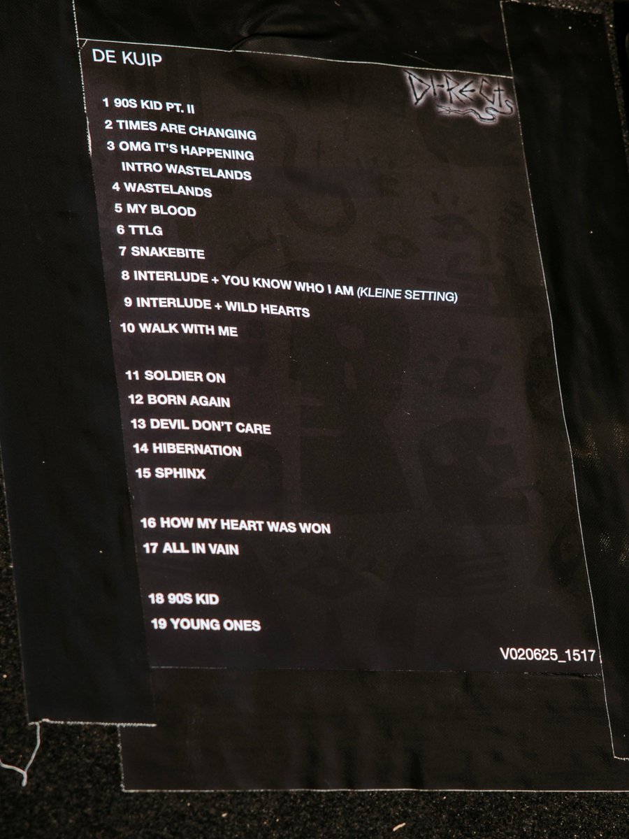 Di_rectMusic's tweet photo. Nog even nagenieten? We hebben de complete setlist van De Kuip op Spotify gezet! Check de link hieronder! ⚡️

https://t.co/3ZnZE8fplw

📸 Nathan Reinds https://t.co/HQ9cKl8Slu