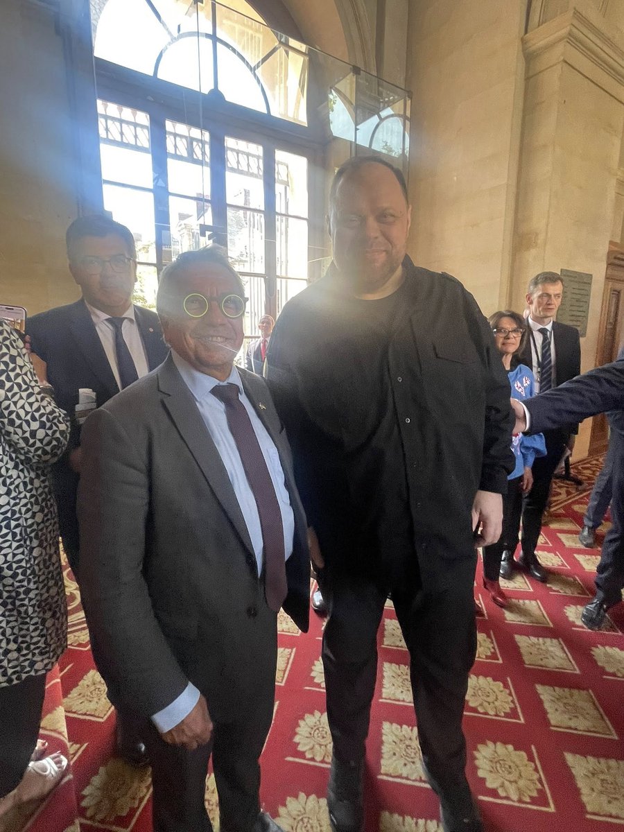 Réception solennelle de M. Ruslan STEFANCHUK, Président de la Verkhovna Rade d’Ukraine. Après le discours du Président du <a href="/Senat/">Sénat</a>,  <a href="/gerard_larcher/">Gérard Larcher</a>, le Président de l’assemblée parlementaire ukrainienne a transmis la reconnaissance de son peuple à l’action soutenue de la France.