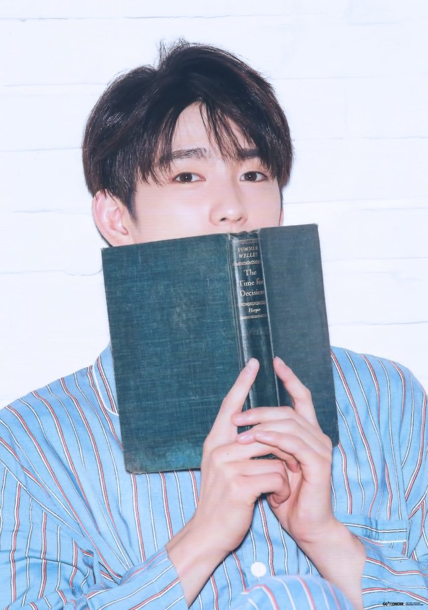 mu_ni922's tweet photo. 진영이 파자마 화보는 너뮈 청초해서 돌겟슨,,; https://t.co/FxbcZ7rNzf