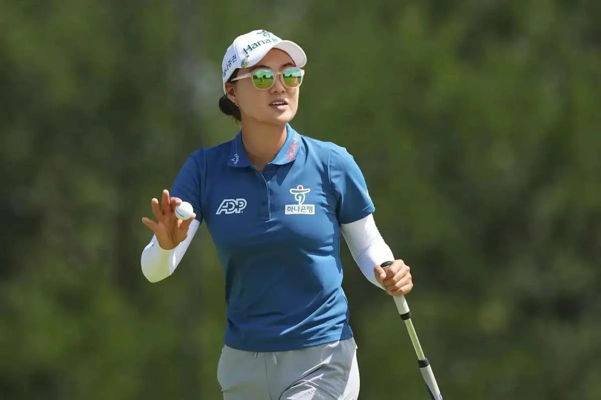 ciowomenmag's tweet image. Minjee Lee claims her third major title with a composed victory at the 2025 KPMG Women’s PGA Championship in Texas!

A true display of grit, focus, and champion spirit!

Read more: ciowomenmagazine.com/minjee-lee/

#MinjeeLee #lpga #golfchampion #majorvictory #womeninsports #GolfHistory