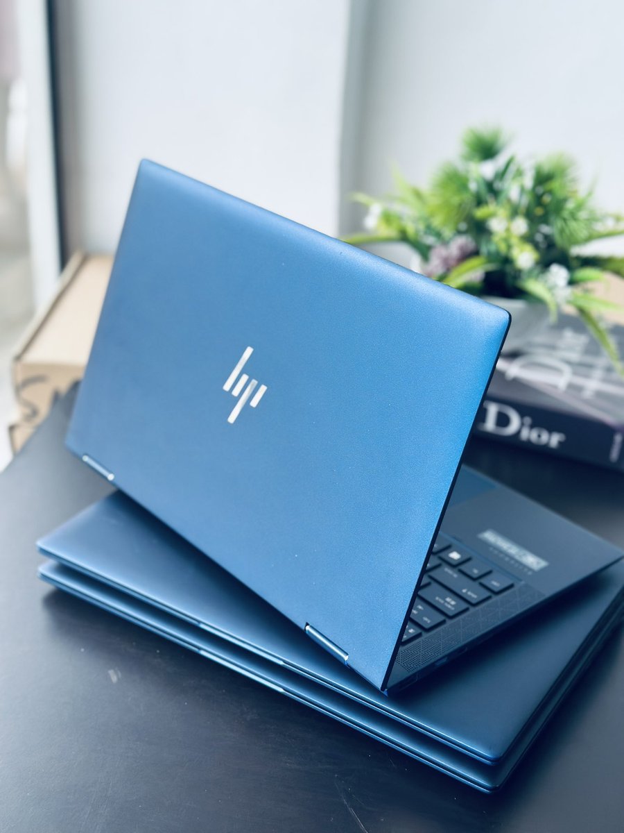 Elegant, premium, small, portable and incredibly best lightweight laptop🙌
Hp elite DRAGONFLY G2
Core i5 processor
8th gen
RAM 8GB
SSD 256GB
Display 13 inches
FHD resolution
Touchscreen display
X360 degree rotation 
Intel HD graphics
Free software installation

Tsh 1,100,000/=