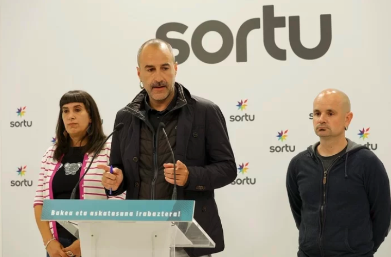 A las 10.00 arranca en la AN el juicio contra seis miembros de la izquierda abertzale acusados por los «ongi etorri». Información durante la mañana en <a href="/naiz/">naiz</a>.eus

Recuperamos la valoración que hicieron los acusados tras las peticiones de las acusaciones: ‘Lawfare’