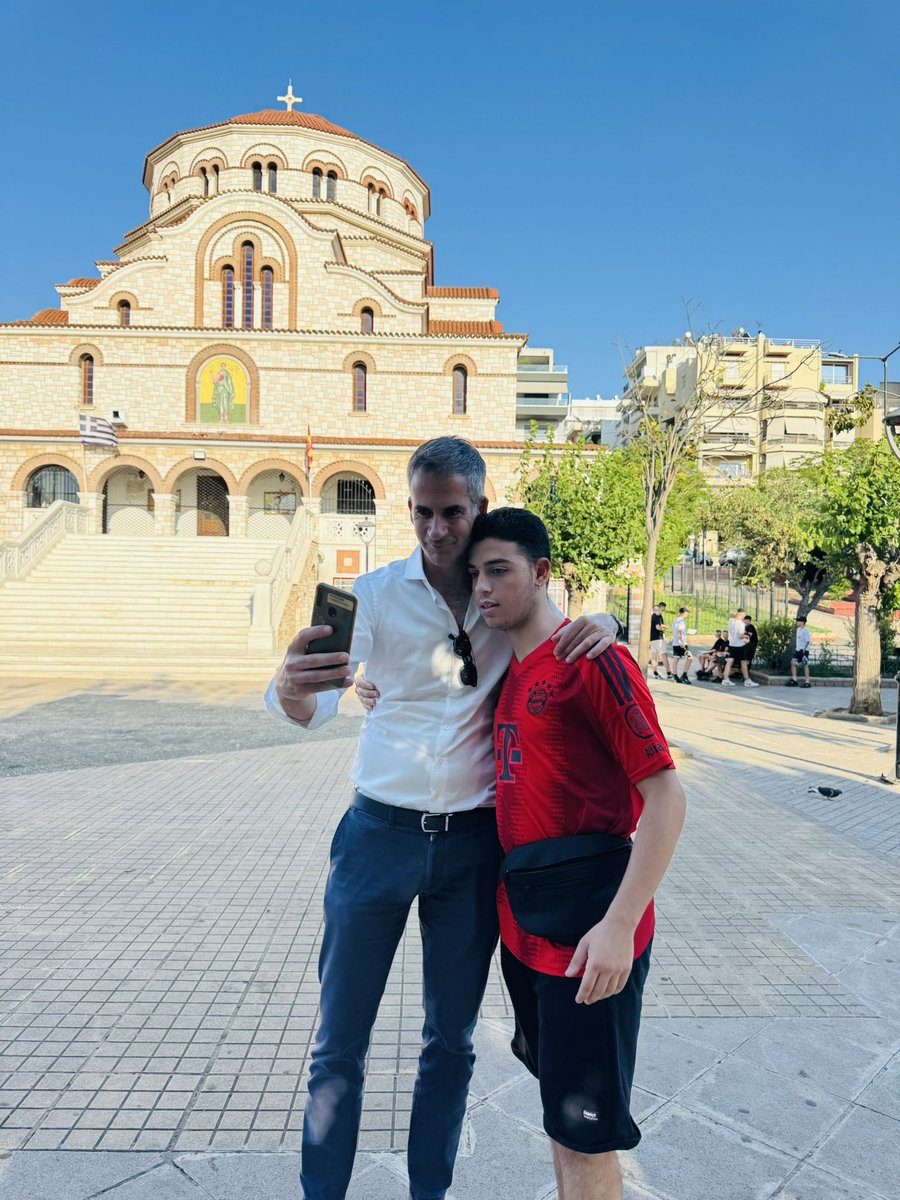 KBakoyannis's tweet image. Στις γειτονιές. Εκεί που συναντάς την αυθεντική Αθήνα. #Λαμπρινή