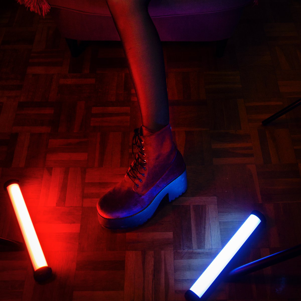 This boots are made for walking.
(Madrid, 2025)