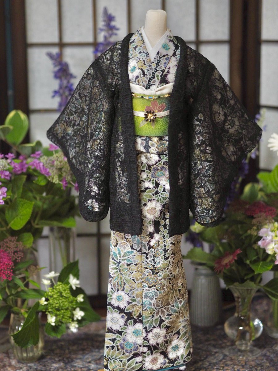 🎐.*･ﾟお着物と羽織の通販.ﾟ･*.🎐

お着物と羽織のセット通販です✨
一点物も多くなっておりますのでこの機会に是非〜🥳
お着物と羽織で同じ生地を使っているものもありますのでリンクコーデにもオススメです🫶✨

OPEN:6/26(水) 22:00〜

xxxbaroque.cart.fc2.com