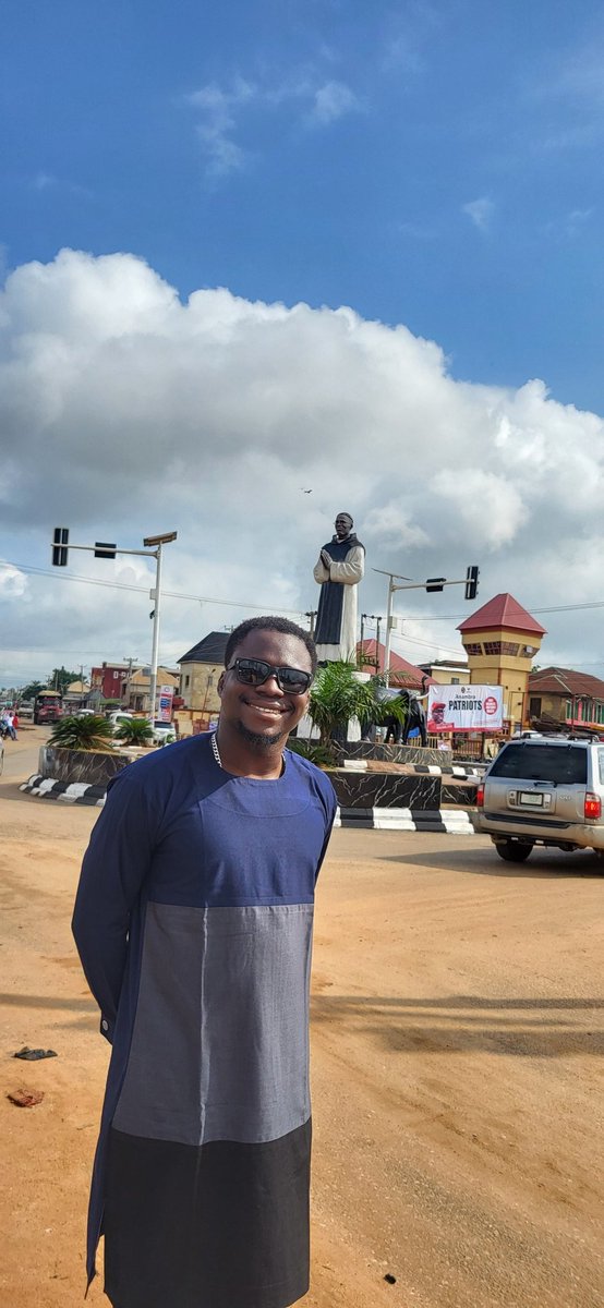 which is also home to soon to be West Africa's First Saint 'Blessed Micheal Iwene Tansi' and also home to the entire Igbo race. Truly proud of my heritage 😊❤️. 

May God continue to rest the gentle soul of my dearest Uncle Joe Onwubuya.

Amen

Happy New Week.

#Onyebeat