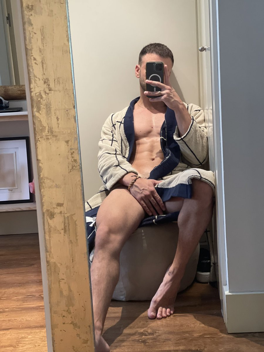 Este sudor me tiene wet