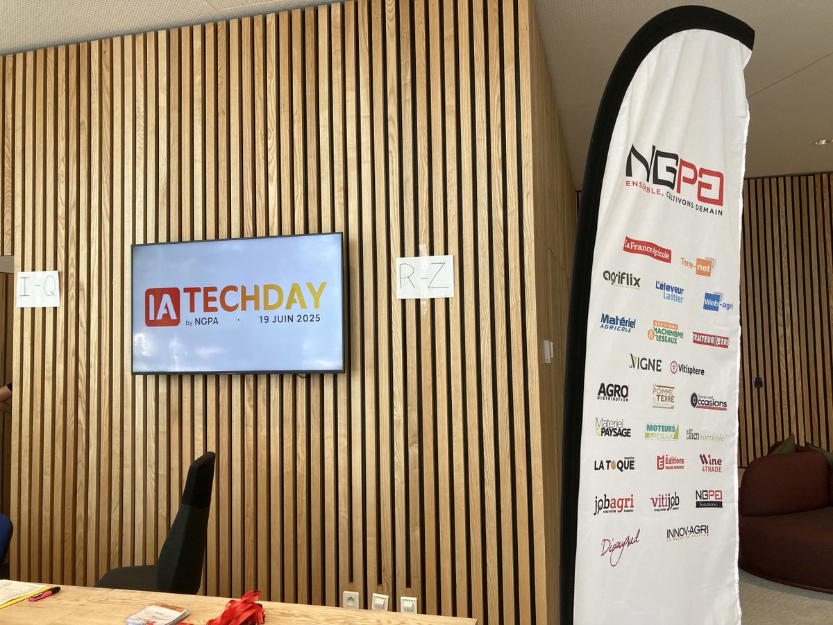 🚜🤖 Le #SIA &amp; #SIAPRO étaient à l’#IATECHDAY de @Groupe_NGPA pour parler #IA &amp; #agriculture !
 🔍Santé animale, métier d’agri, innovation terrain...
Un rendez-vous clé pour construire le #SIA2026 avec ceux qui font bouger les lignes 🌾
#AgTech #GénérationsSolutions #Innovation