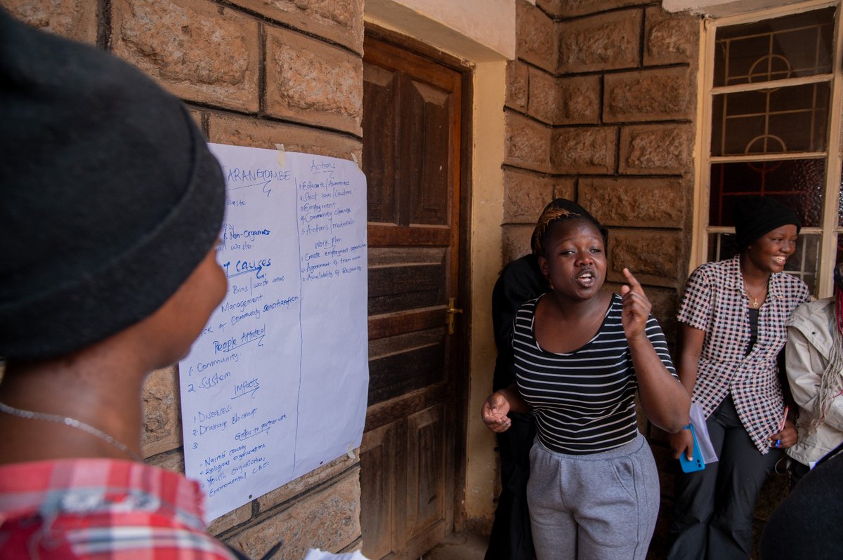 GROOTSKenya's tweet photo. 🌍 Taka Yangu, Jukumu Langu 🌿

Last Friday in Kibra, we held a workshop training with 30 community members on the link between waste, air quality &amp; health.

What we dump = what we breathe.

Taka Yetu. Hewa Yetu. Afya Yetu.
We’re reclaiming clean air, one ward at a time. https://t.co/NkV0TM61iJ