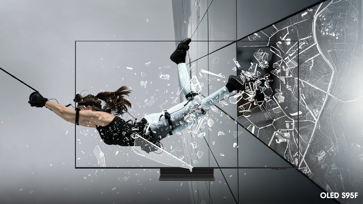 Δε βλέπεις απλώς τη δράση. Τη ζεις! 🧨📺 Με τον επεξεργαστή NQ4 AI Gen3, η OLED S95F απογειώνει την κάθε λεπτομέρεια. 
#Samsung #VisionAI spr.ly/60174wRWb
