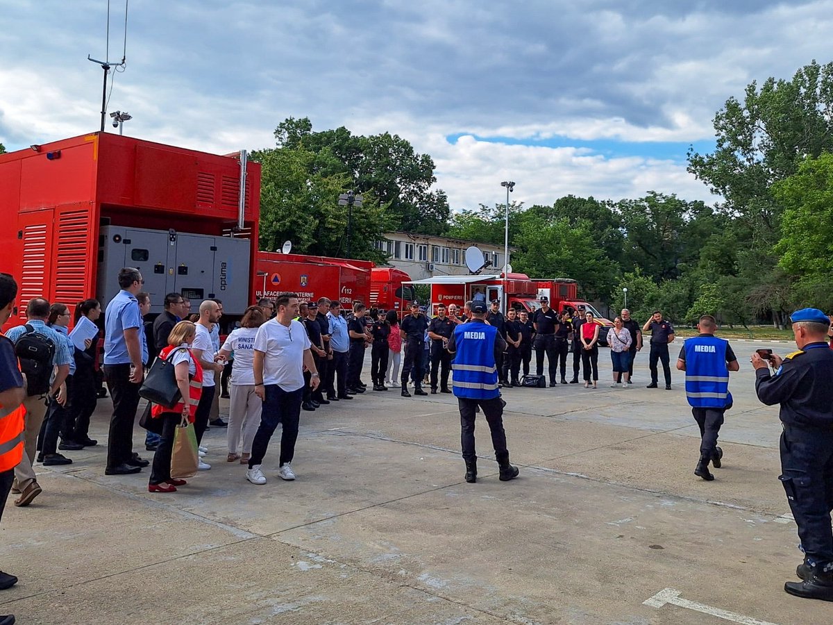 E-ARC participă la exercițiul național SEISM 2025!
La invitația șefului DSU, dr. Raed Arafat, reprezentanți ai E-ARC participă la acest exercițiu în calitate de facilitatori ai modului de răspuns la evenimente subsumate domeniului reziliență.
#SEISM2025 #ghidpentrusituatiidecriza