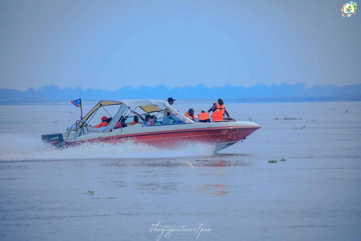 DavMihigo's tweet photo. ✨ SPÉCIAL CANOT RAPIDE ✨🚤
by Amani Kilima

Chers passionnés d’aventure et de détente,

Le compte à rebours est lancé pour l’escapade fluviale la plus attendue de l’année, ce samedi 28 juin 2025 !

Imaginez-vous, naviguant sur le majestueux fleuve Congo, bercé par la brise, entre ambiance festive, buffet délicieux, shooting photos, jeux et bonne compagnie… 
Le tout dans un cadre sécurisé et bien organisé.

⚠️Mais attention : les places sont strictement limitées et se remplissent rapidement !

🚨POUR CONFIRMER VOTRE PARTICIPATION :
Merci de procéder au paiement dès maintenant via l’un des numéros suivants :

📲 0812418686 (M-Pesa)
📲 0817374375 (M-Pesa)
📲 0974585264 (Airtel Money)

📝 NB : Veuillez considérer les frais de retrait.

✅ Une fois le paiement effectué, merci d’envoyer une confirmation par message pour valider votre place à bord.

💬 Et pour rester informé et connecté à l’organisation, rejoignez notre groupe WhatsApp :
🔗 https://t.co/2YYmk6G60p

📍Ne ratez pas cette journée exceptionnelle !
Une randonnée magique sur le majestueux fleuve Congo 🇨🇩 vous attend.

🔐 Réservez maintenant… avant qu’il ne soit trop tard !

Pour tout contact :
☎️ 0900112115
📱 0811332777