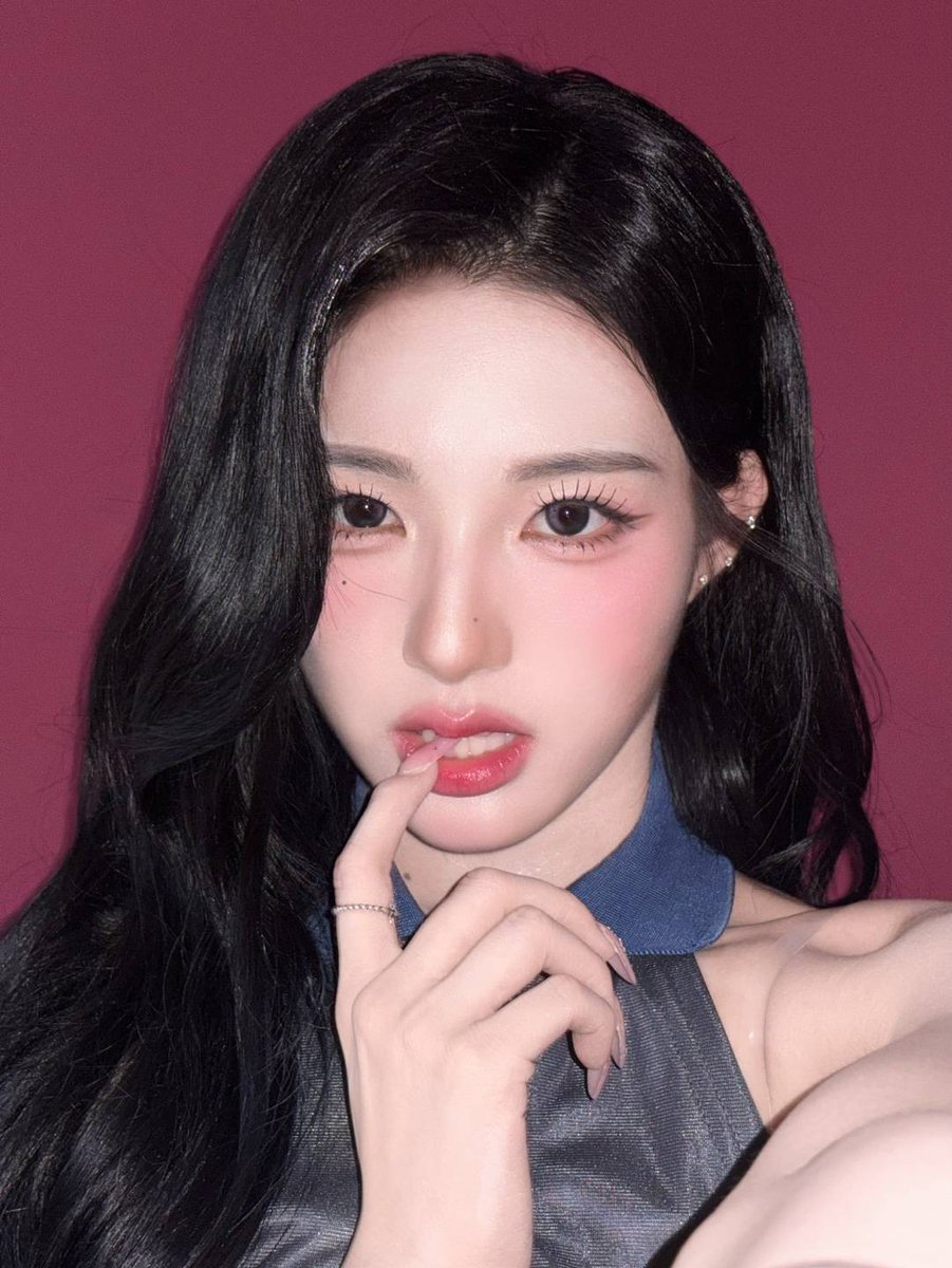 🖤 #tripleS #트리플에스 #トリプルS #トリプルエス #トエス #Xinyu