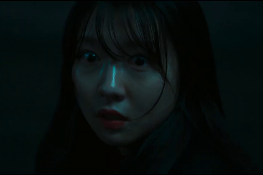 soompi's tweet image. WATCH: #JooHyunYoung’s Search For Answers At The Subway Unravels Eerie Discoveries In New Film “#GhostTrain”
soompi.com/article/175448…