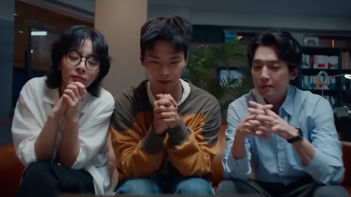 jozkajose's tweet photo. Keren banget #OhMyGhostClients bikin nangis, ketawa, merenung, tersentuh. Singkat, padat, bermakna. Nangis kejer plus ngakak brutal di tiap episode.

"Hidup seperti terowongan, harus dilewati sampai akhir untuk tahu ujungnya."

#JungKyoungHo #Seorina #Chahakyeon DAEBAK!! 👍 https://t.co/BVjnU33zqQ