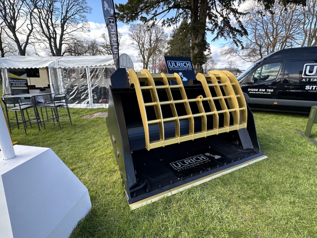 Ulrich Attachments tweet media