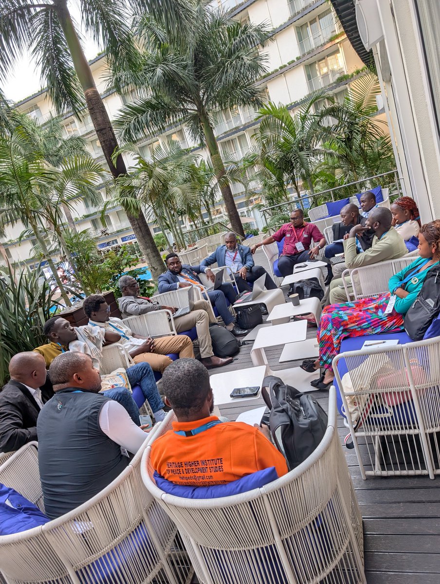ALERRT_Global's tweet image. The @ALERRT_Global team united until the end of the grant, recently starting a new SeroMarv Africa study in Cameroon, Guinea and Uganda. The team made the most of the #EDCTPForum to meet and discuss the next steps of the study