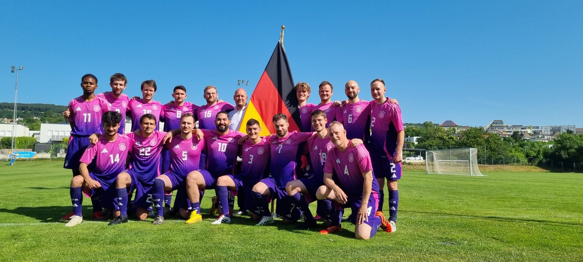 Beim 26. #cedfc belegte das Team des #AuswaertigesAmt den 4. Platz! Sieger des Turniers wurde das Team aus der Slowakei. Ein herzliches Dankeschön gilt den Organisatoren des #bmeia