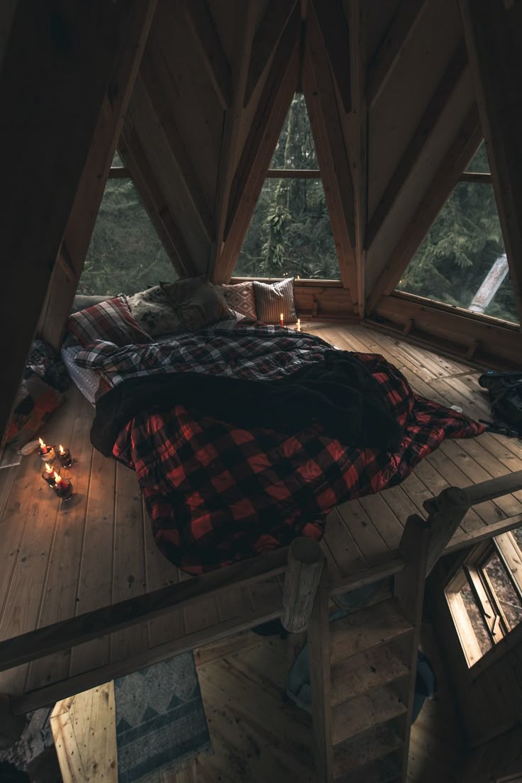 lemonxcigs's tweet photo. This room has such a cozy vibe; it feels like the perfect place to create lasting memories with someone special. I can just imagine us enjoying quiet evenings here, surrounded by everything we love. It’s like a little dream come true. https://t.co/zBA701BjDR