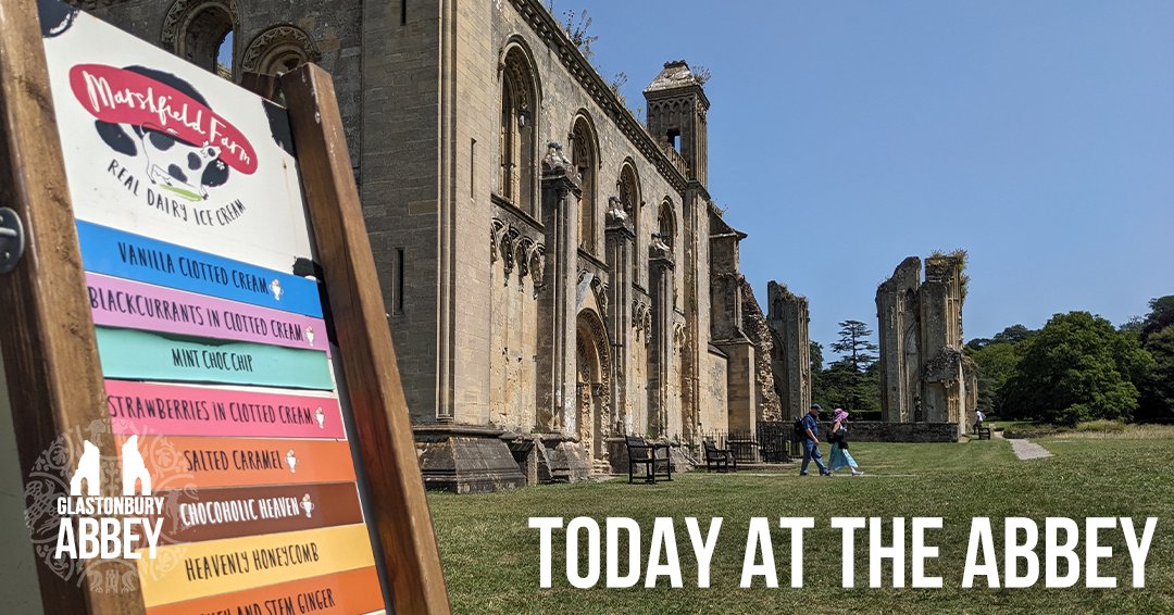 Today at the abbey! Living History guides Geoffrey and Maud lead today's tours at 11am and 12 noon.

Plus, keep an eye out for Sir Richard Pollard as he wanders the site!

#TodayattheAbbey #TATA