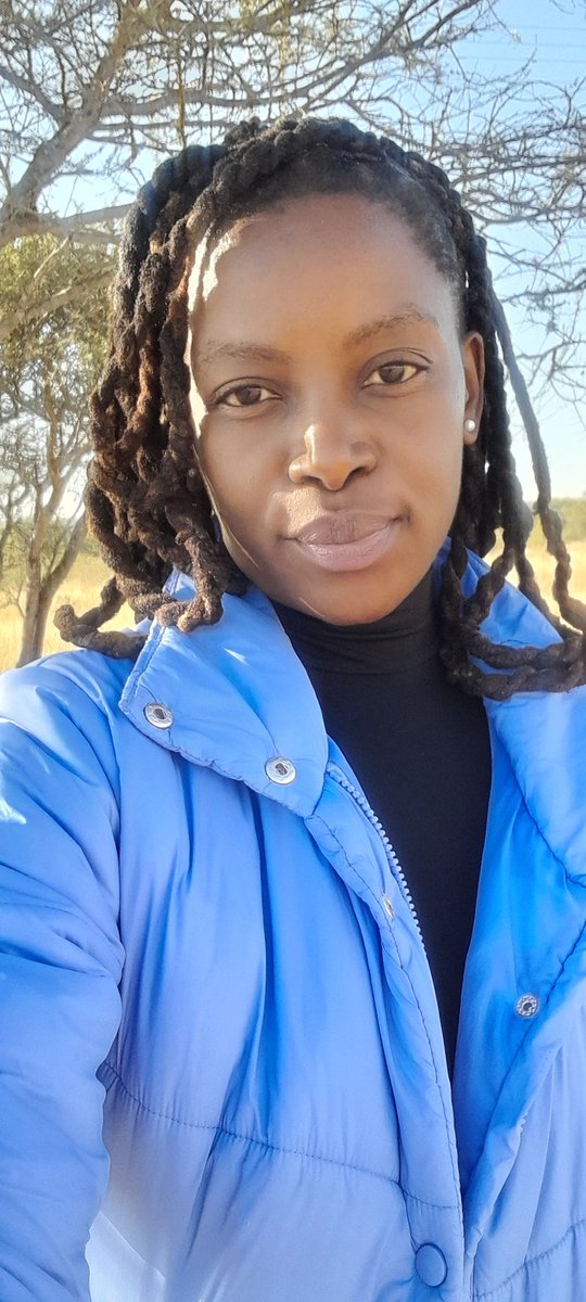 Monday blues💙🖤