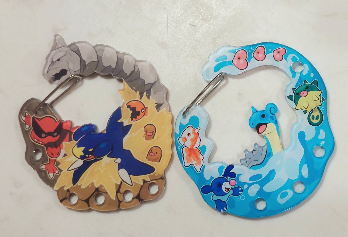 「Side to side comparison of my Pokemon Ca」|Squeegool🏳️‍🌈 MAR 4-5 #KOMIKET2023のイラスト