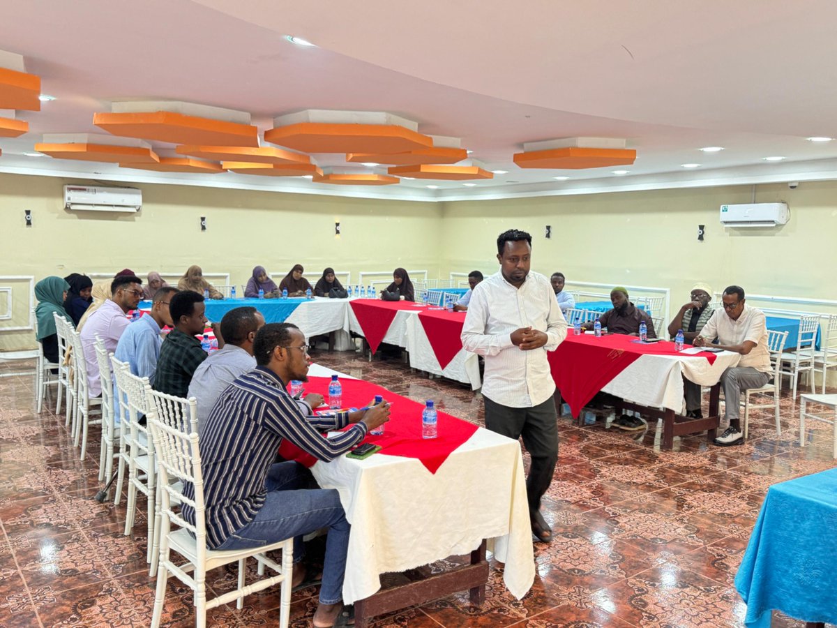 coalition_right's tweet photo. 🚨 Somali Child Rights Coalition Kicks Off Two-Day Training!
📍 Mogadishu | 📅 Starting Today
Focused on leadership, inclusion &amp; better CSO management to advance child rights in Somalia.
#ChildRights #CSOEmpowerment #Somalia #LeadershipTraining #InclusiveGovernance https://t.co/fLo8HmAd6J