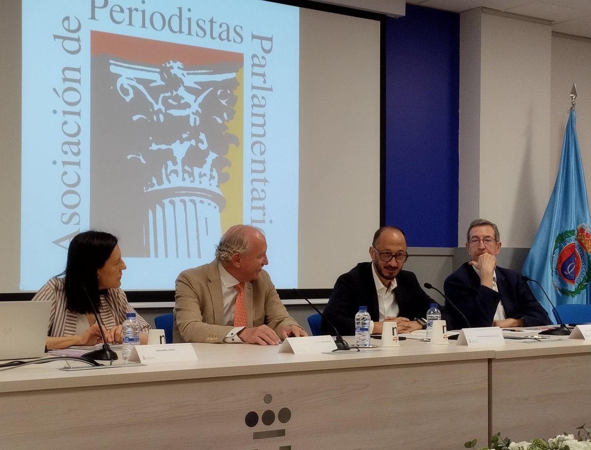 Comenzamos nuestro curso de verano en la <a href="/urjc/">URJC</a>. Alfonso Rodríguez Gómez de Celis, vicepresidente Primero del <a href="/Congreso_Es/">Congreso</a> inaugura el curso Inestabilidad parlamentaria, credibilidad institucional y geopolitica internacional. #cursoveranoAPP2025